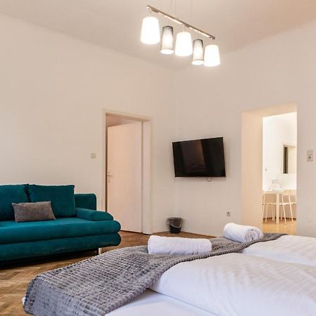 Spacious 2Br Apt.-Near Wiener Stadthalle Exterior photo