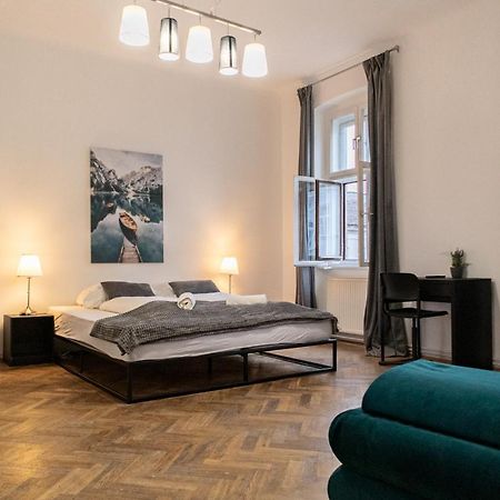 Spacious 2Br Apt.-Near Wiener Stadthalle Exterior photo