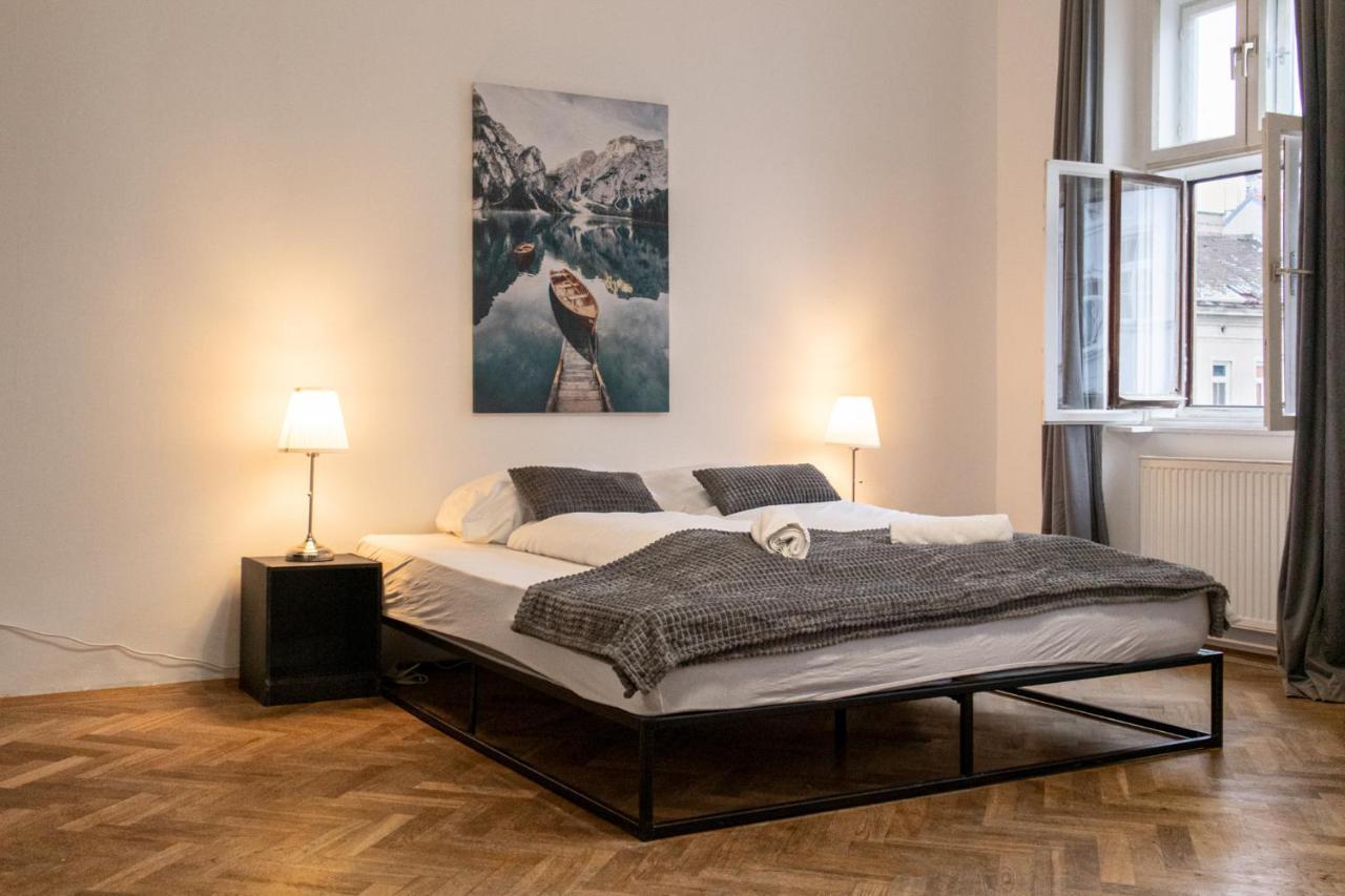 Spacious 2Br Apt.-Near Wiener Stadthalle Exterior photo