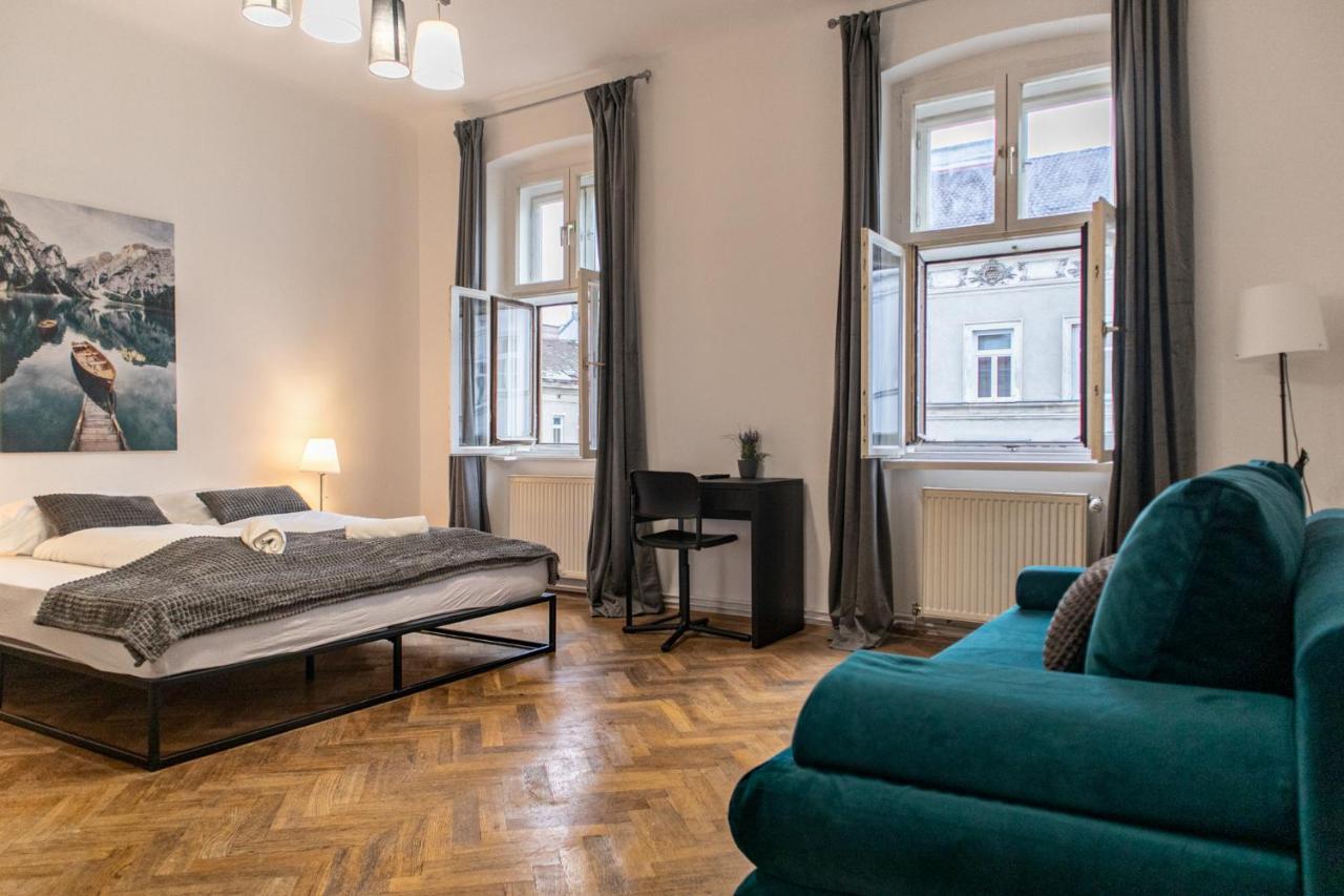 Spacious 2Br Apt.-Near Wiener Stadthalle Exterior photo